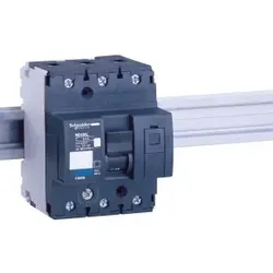 Schneider Electric 18800 Leistungsschalter NG125L, 3P, 16A, C Charakteristik