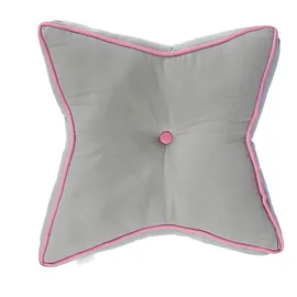 Homescapes Bodenkissen Stern 70 x 48 x 7 cm Grau Rosa