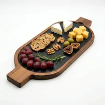 hausleben Servierbrett Holz mit Schieferplatte 50x15cm – Akazienholz Käseplatte mit 2 Griffen, Längliches Tapas Brett & Antipasti Platte – Ru...