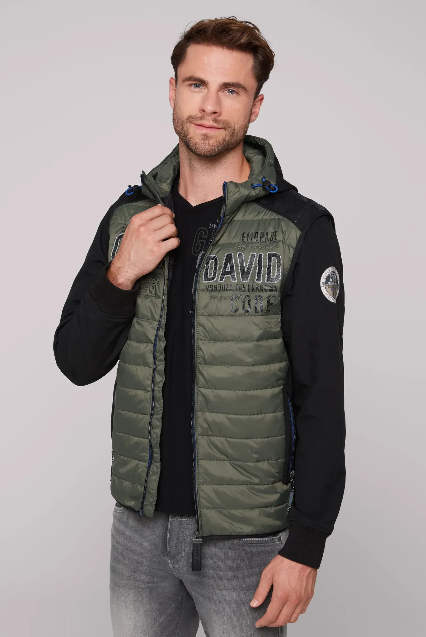 Outdoorjacke CAMP DAVID, Herren, Gr. XXL, grün (forest khaki, schwarz), Material Vorderteil oben, Rückenteil oben, Kapuze Einsatz: 100% Polyamid, Material Passe, Seitenteil, Rückenteil unten, Ärmel + Kapuze Seitenteil: 100% Polyester, Futter: 100% Polyester, Füllung: 100% Polyester, bedruckt, bestickt, casual, lässig geschnitten normal, Langarm abnehmbar Rippbündchen, Jacken, mit Kapuze