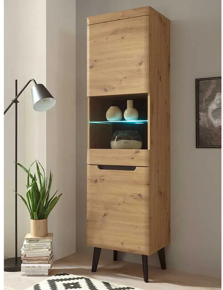 Wohnzimmervitrinenschrank im Skandi Design Wildeichefarben