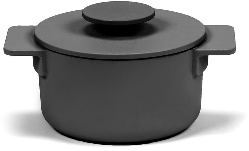 Serax - Surface Gusseisentopf mit Deckel, 1 Liter, schwarz