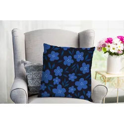 queence Dekokissen »Fango«, Kissenhülle, Blaue Blumen, Schwarzer Hintergrund, Kontrastreich, Eleganz queence blau + bedruckt B/L: 50 cm x 50 cm