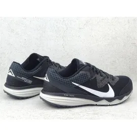 Nike Juniper Trail Herren black/dark smoke grey/grey fog/white 42