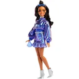 Barbie Deluxe Style-Modepuppe #7 in blauem Metallic-Top und Rock mit Accessoires, brünett