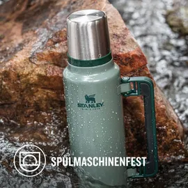 Stanley Classic Legendary Bottle 2 QT matte black pebble 1,9 l