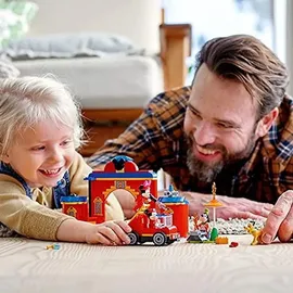 LEGO Disney Mickys Feuerwehrstation und Feuerwehrauto 10776