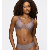 Triumph Body Make-Up Illusion Lace WP, mit Stretch-Spitze und Lifting-Effekt