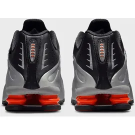 Nike Shox R4 Herren Running silber Größe 42 Schuhe