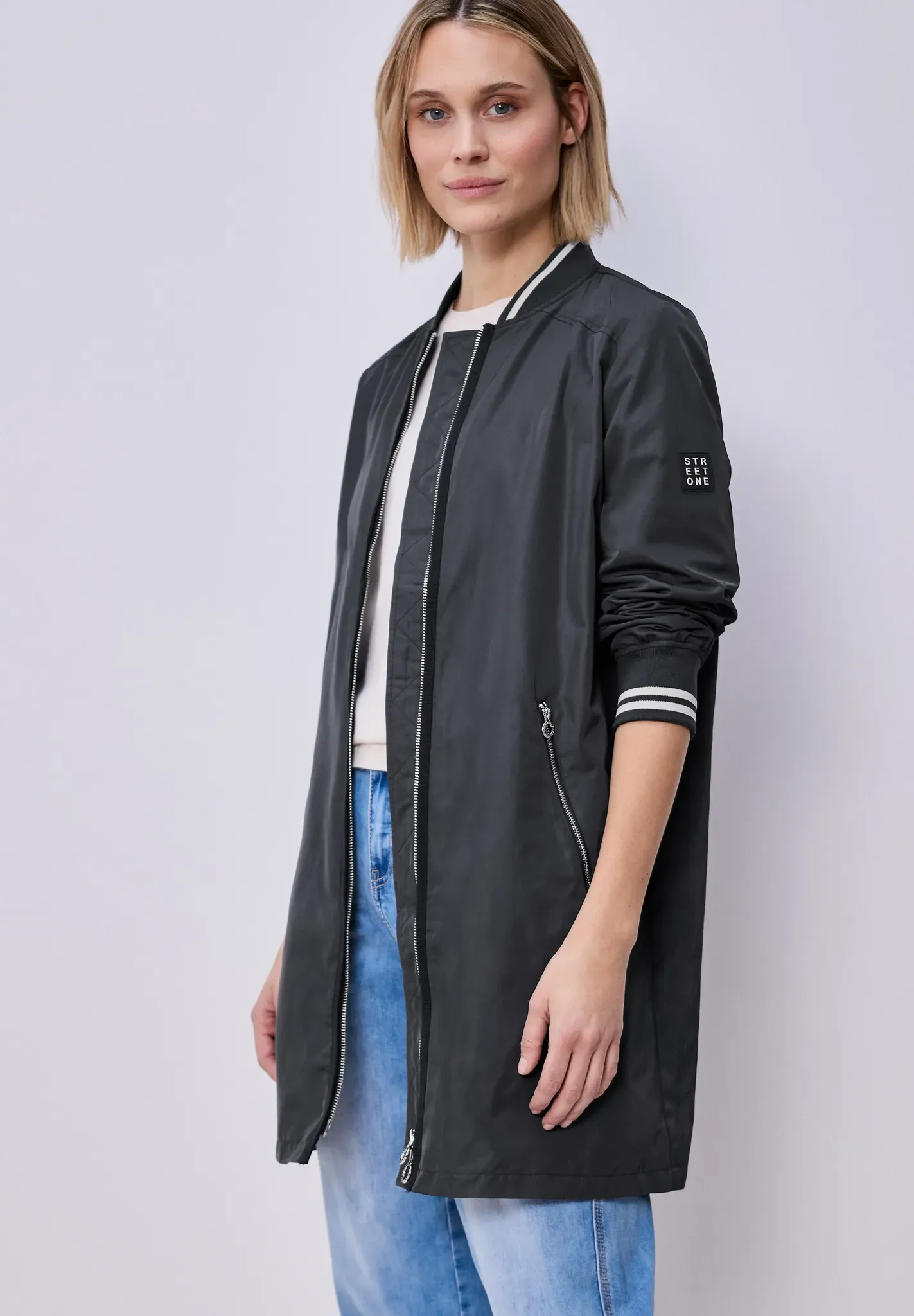 Blouson STREET ONE, Damen, Gr. 34, skyfall blau, Stoff, Obermaterial: 100% Polyester. Futter: 100% Polyester, unifarben, comfort fit normal, Rundhals, Bündchen, Jacken Blouson, mit 2-Wege Reißverschluss
