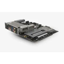 Sapphire X870EA WIFI7 Phantom Link