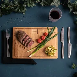 Boska Dining Board Friends L / Europäische Eiche / Speisetablett / Für jede Mahlzeit / Praktischer Auffangrinne / Frühstück, Mittag-, Abendessen und Snacks