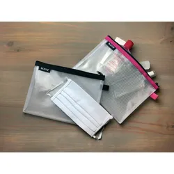 LEITZ Traveller Zip-Beutel WOW, Kosmetiktasche, transparent, Reissverschlußborde grün, wasserabweisend