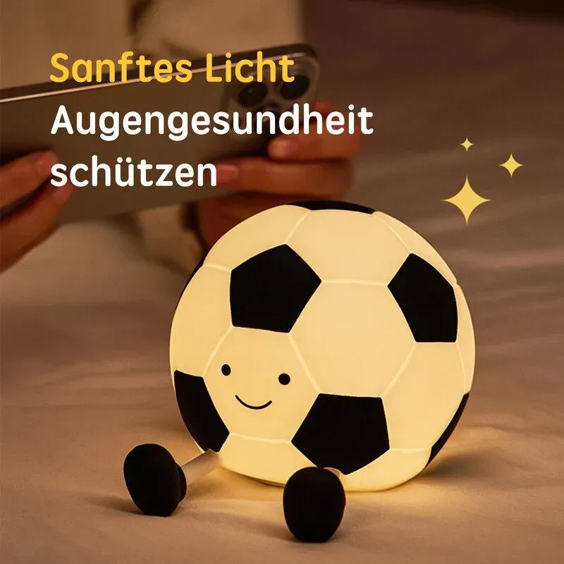 VIVREAL Fußball LED-Nachtlicht A032 – Wiederaufladbar, 3-stufig dimmbar, Typ-C-Ladung, Weiches Silikon, ABS & PP