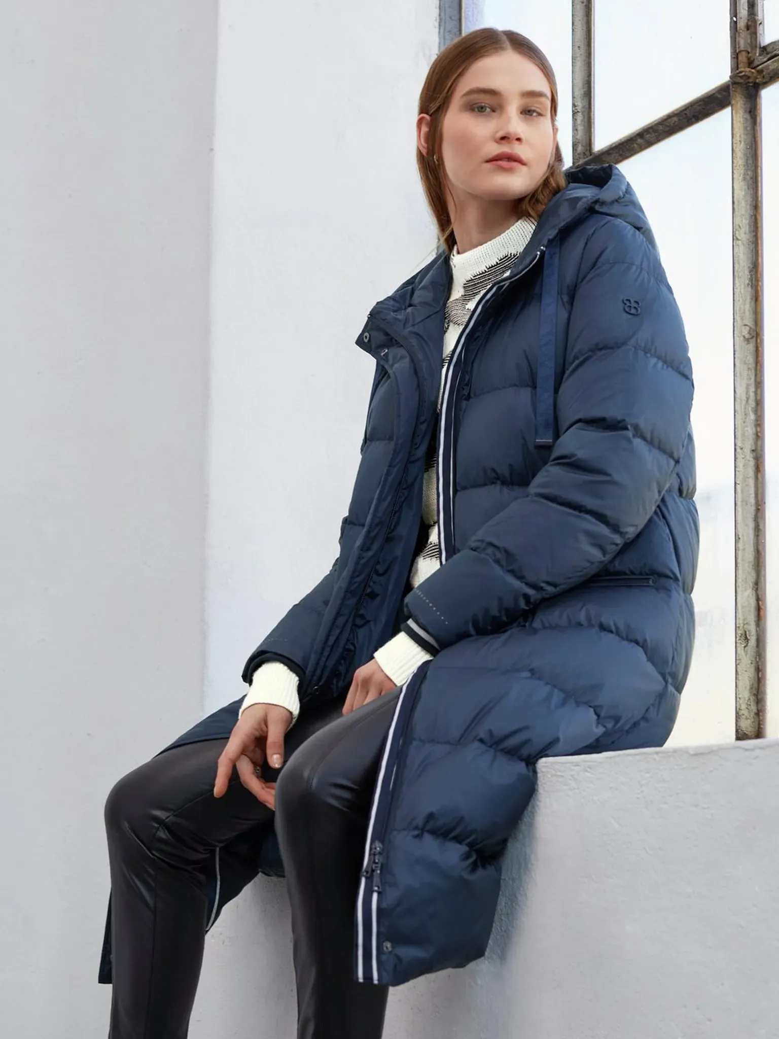 Le manteau doudoune  BASLER bleu