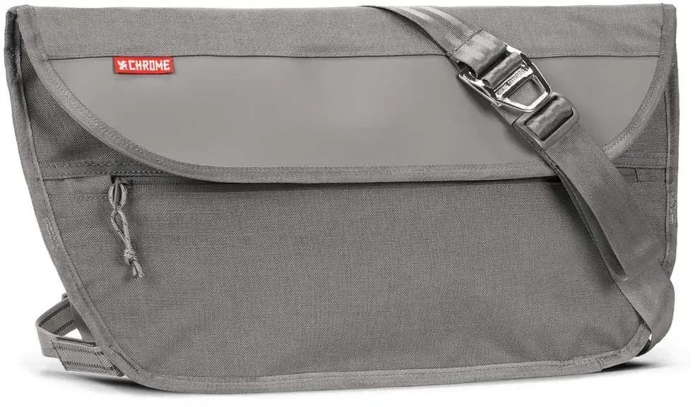 Chrome Simple Medium Messenger Bag 15l - Smoke - One Size