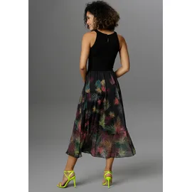 Aniston SELECTED Sommerkleid mit buntem Blätterdruck Schwarz/Beere/Grün/Rauchblau/Lila 36