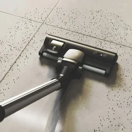 Hoover HE7 Bodenstaubsauger grau