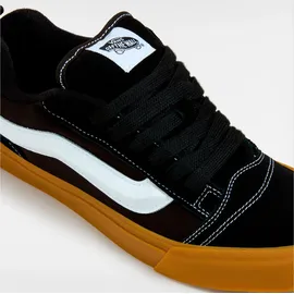 Vans Knu Skool Black/Gum 44