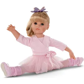 GÖTZ Hannah at the ballet