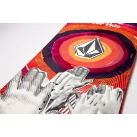 Nitro Snowboards Damen Beauty x Volcom BRD ́23, Freestyleboard, Twin, Trüe Camber, Park