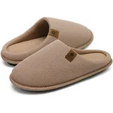 ONCAI Hausschuhe Herren Rückstellschaum Memory Foam Herren Pantoffeln und Mann Haus Schuhe mit Kunstpelz Futter und Indoor Outdoor Gummisohlen Beige Größe 47 EU - 47 EU