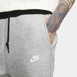 Nike Sportswear Tech Fleece Jogginghose Herren dark grey heather/black/white Gr. XL