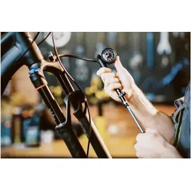 Finish Line Federgabelöl 5WT 470 ml - Hochleistungs Suspension Fluid für MTB, reduziert Reibung & schützt Dichtungen