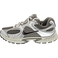 Nike V5 RNR (GS) Sneaker Grau -