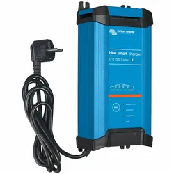 Victron Blue Smart IP22-Ladegerät 12/15 3 Ausgänge