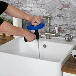 Relaxdays Rohrreinigungsspirale, 6 m, für Waschbecken, WC, Dusche, Badewanne, Abflussreiniger Spirale, blau/schwarz