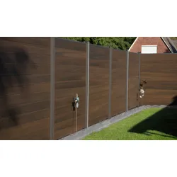 BPC Sichtschutzzaun Viborg Tor - 100 x 180 cm - Farbe: Walnuss - BPC Steckzaunsystem Tor inkl. Bänder - Schließblech - Schloss und Griff