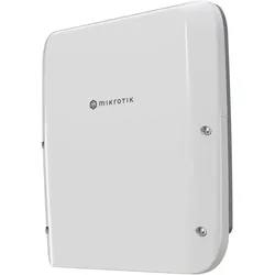 MikroTik RouterBOARD - Router 9-Port-Switch - 10GbE