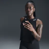 Nike Damen AeroSwift ADV Crop Tanktop schwarz
