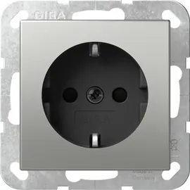 Gira Schuko-Steckdose 16 A 250 V~ Weiß