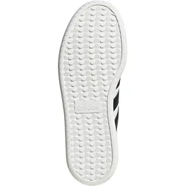 adidas Barreda Cloud White/Core Black/Grey One 40