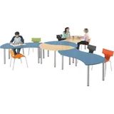 "SoooRounD" Gruppeninsel bestehend aus 5 Tischen