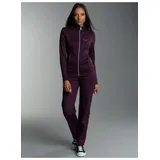 TRIGEMA Jogginganzug TRIGEMA Freizeitanzug mit Kristallsteinen (2-tlg) lila S