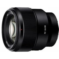 Sony SEL85F18 lichtstarkes FE 85 mm F1.8 Porträt Objektiv für Vollformat E-Mount Kameras schwarz Sony SEL85F18 lichtstarkes FE 85 mm F1.8 Porträt Objektiv für Vollformat E-Mount Kameras schwarz