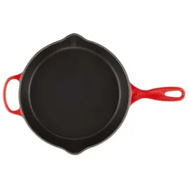 Le Creuset Signature Brat- und Servierpfanne 26 cm kirschrot
