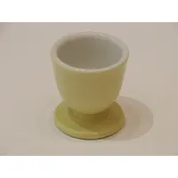 Dibbern Solid Color Eierbecher aus Fine Bone China Porzellan in der Farbe Vanille mit einem Durchmesser ca. 5cm, 2019000004