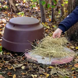 Schwegler Igelkuppel mit Isolierboden