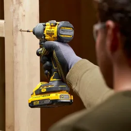 Stanley SFMCF830D2K-QW inkl. 2 x 2,0 Ah