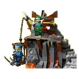 Lego Ninjago Reise zu den Totenkopfverliesen 71717