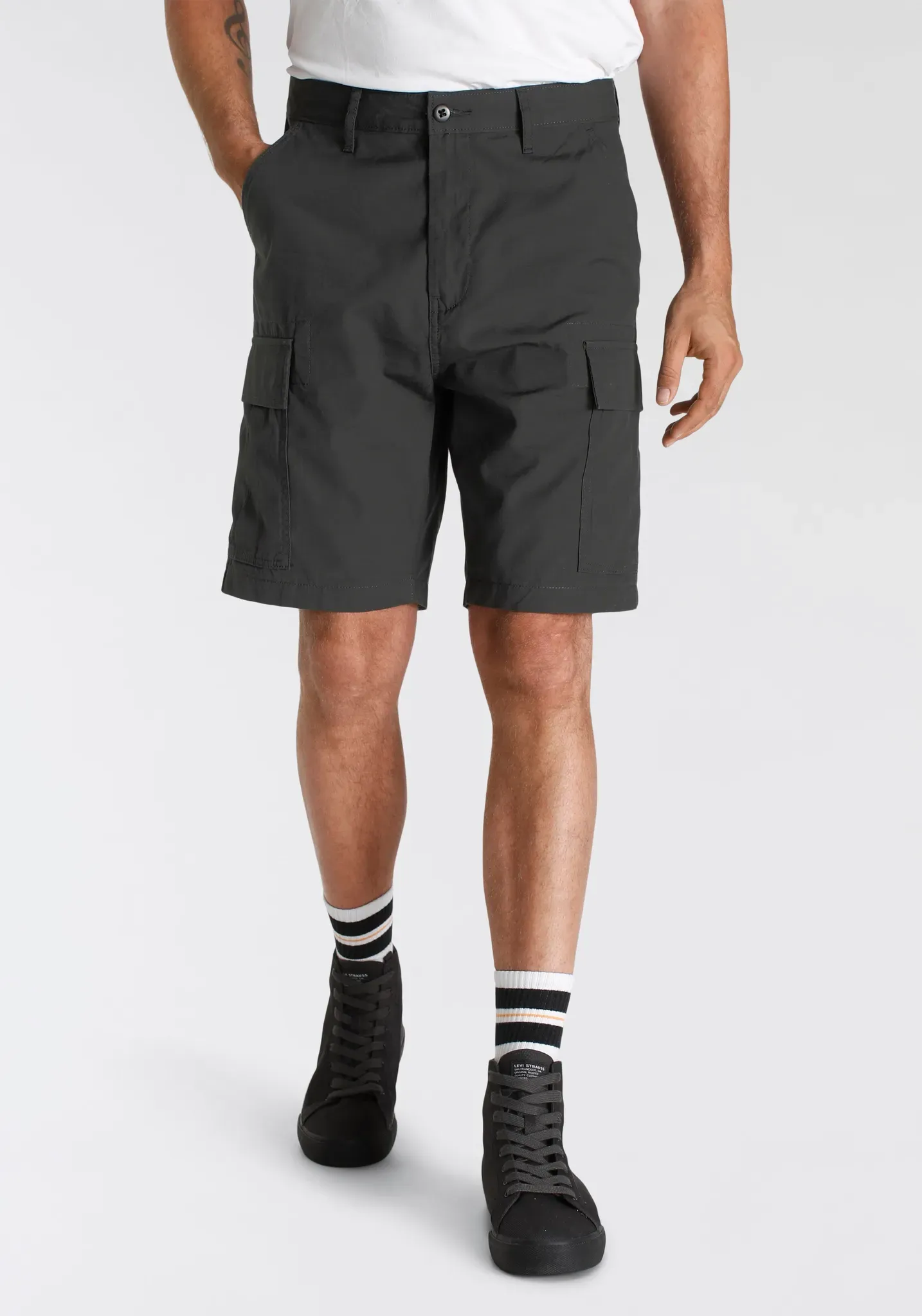 Levi's® Cargoshorts »CARRIER CARGO SHORT« Levi's® graphite ripstop 32