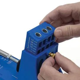Kreg Jig K4 Starter Set ( K4 ) Tischler Komplettset Verbindungssystem aus Holz mit Bohrschablone K4, Stufenbohrer, Bit, Schrauben und Stopfen