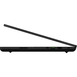 Razer Blade 16 (2024) RZ09-05102GN4-R3G1