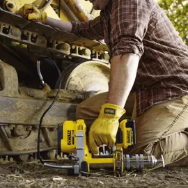 DeWalt Akku-Fettpresse DCGG571M1