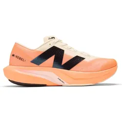 New Balance FC Rebel V4 Damen Laufschuh hot mango