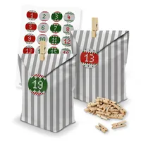 itenga Adventskalender 24x Tüten Streifen Klammern Zahlen Strickoptik Rot 1-24